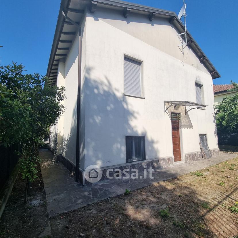 Villa in Rosselli — foto 27 di 41