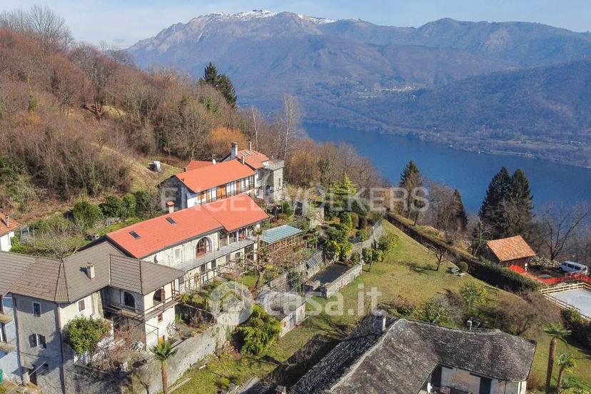 Villa in Via al Vione 8 — foto 15 di 30