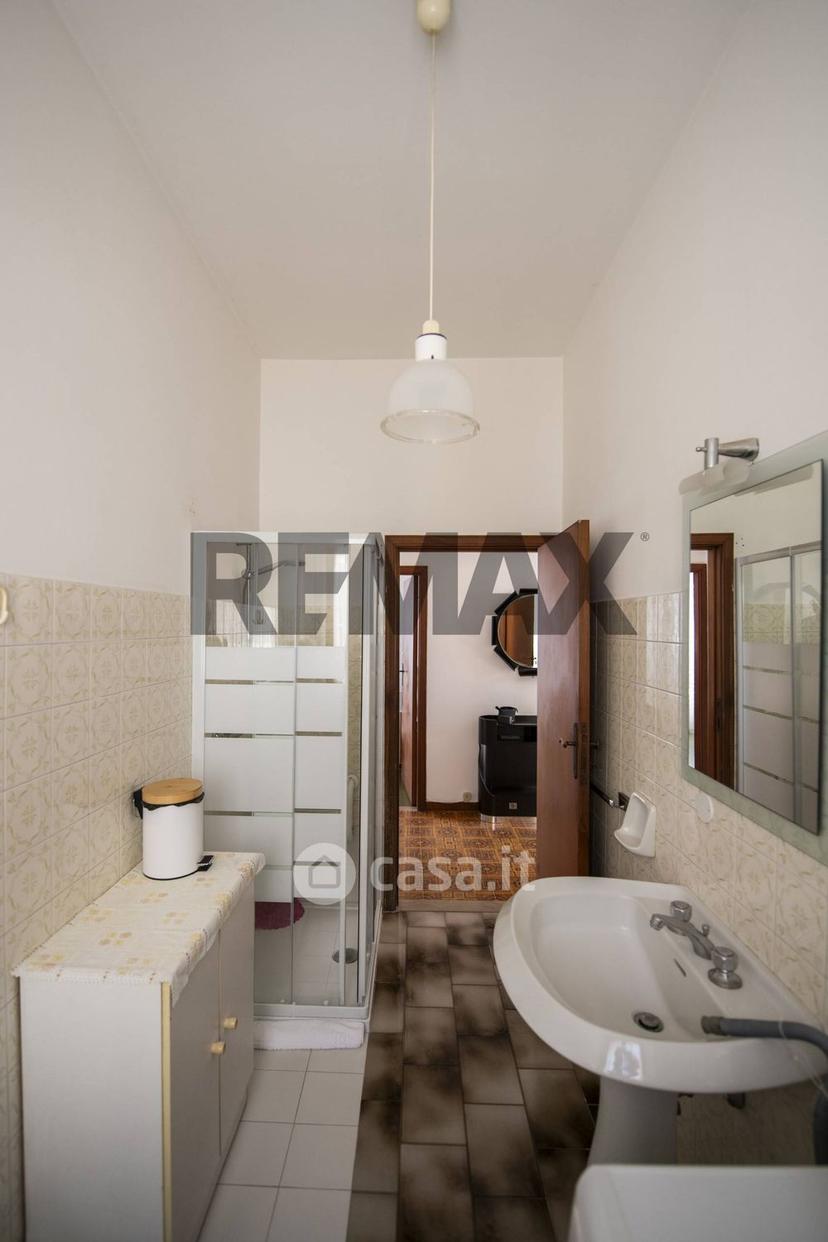 Appartamento in Via Foglia 4 — foto 32 di 41