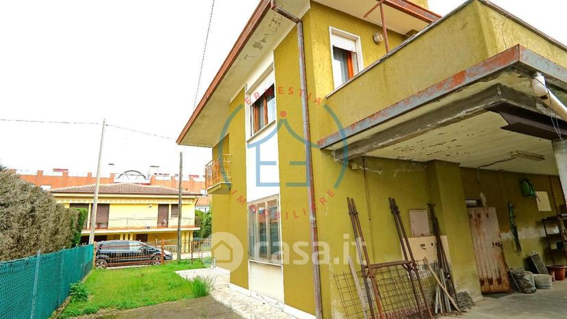 Villa in Via del Bastion — foto 35 di 45