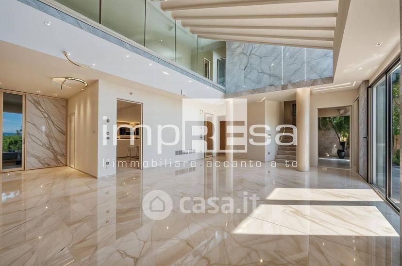 Villa in Via Giambellino — foto 34 di 44