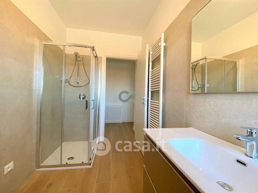 Trilocale in Via San Chiara 1 — foto 11 di 17