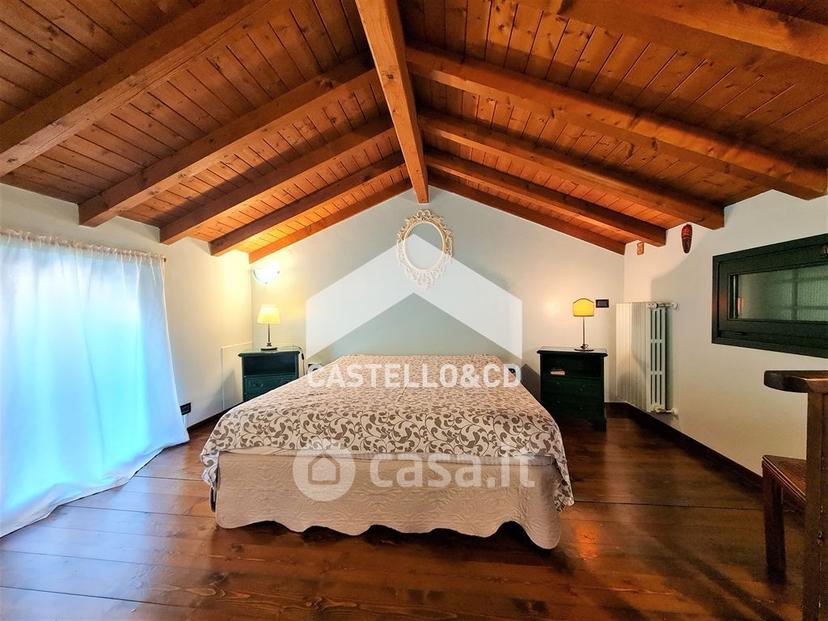 Villa in Via Papa Giovanni XXIII 1 — foto 25 di 36