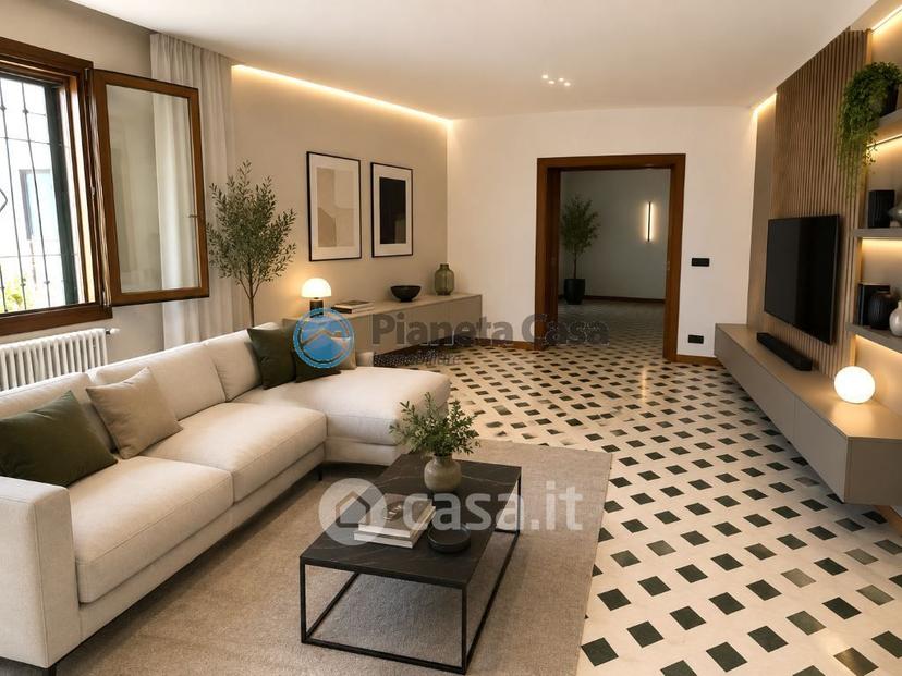 Villa in Via Antonio Simeone Sografi 11 — foto 32 di 33