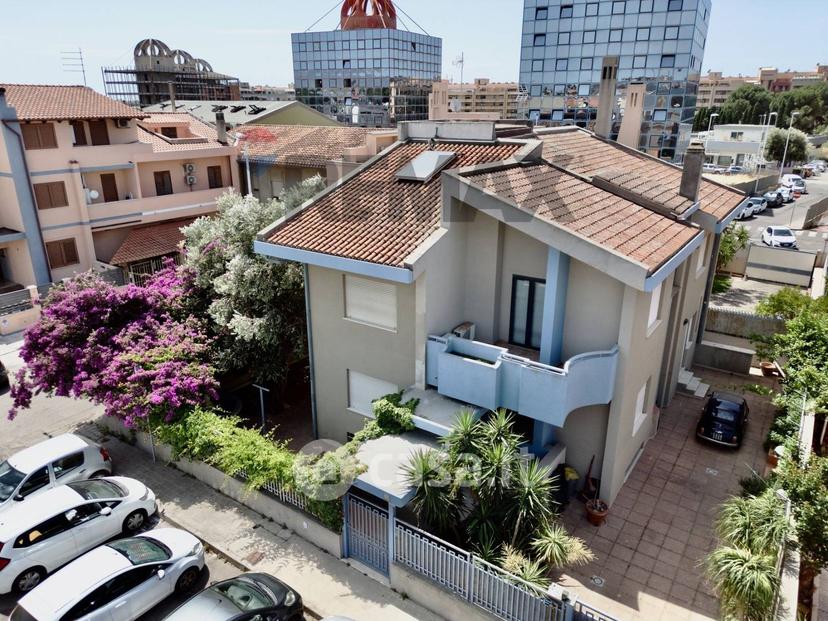 Villa in Via Bartolomeo Colleoni 10 — foto 5 di 46