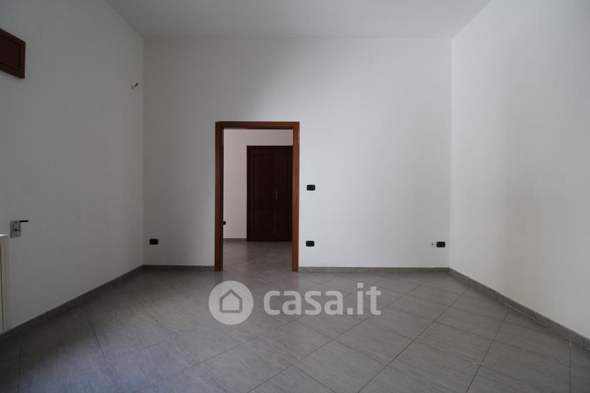 Trilocale in Via Udine 35 — foto 27 di 33