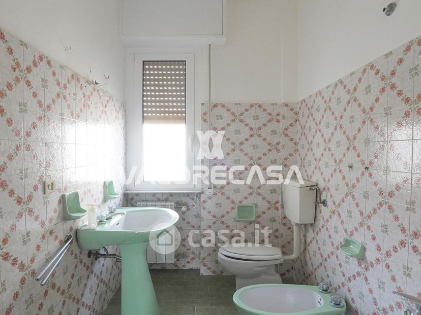 Monolocale in Viale Riviera 22 — foto 8 di 17