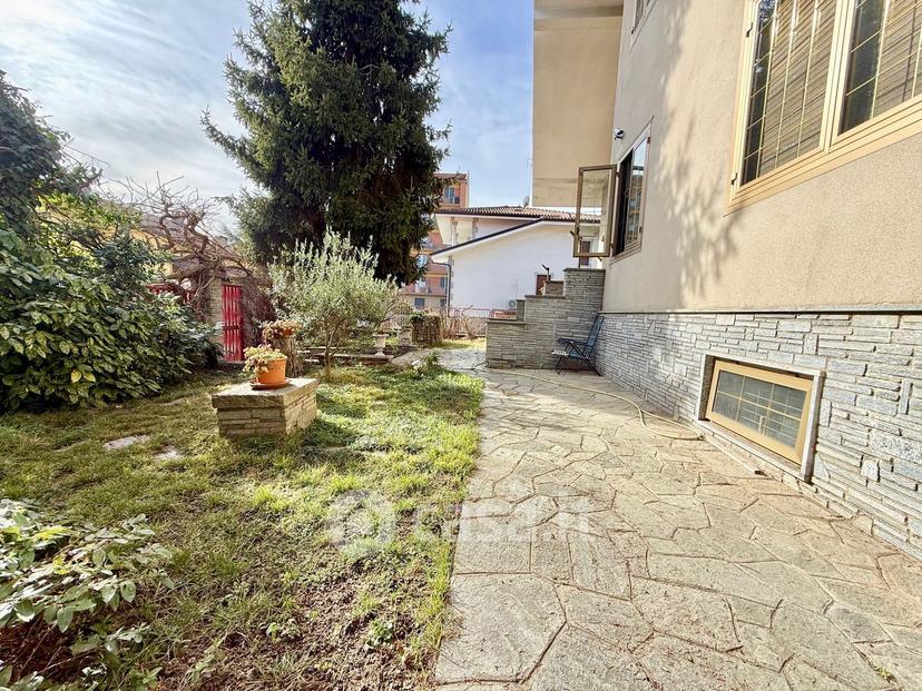 Villa in Via Giuseppe Parini 5 — foto 83 di 86