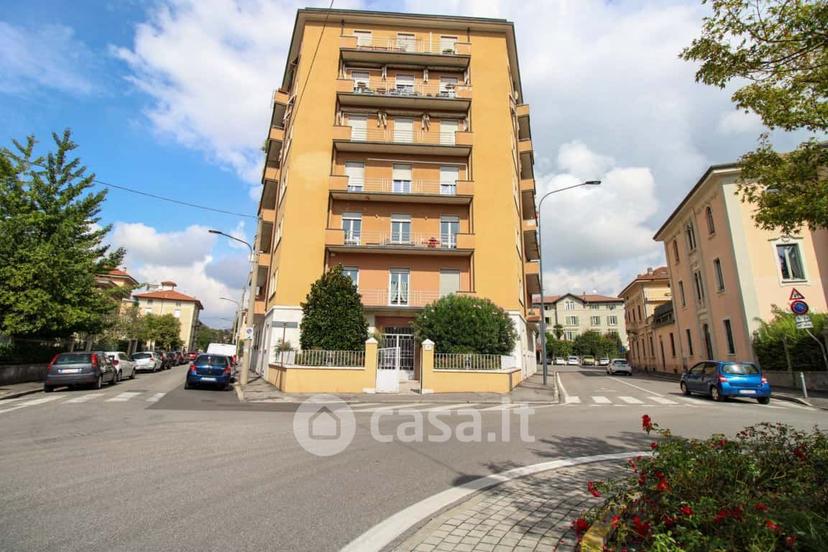 Stanza in Via Alessandro Manzoni 22 — foto 7 di 21
