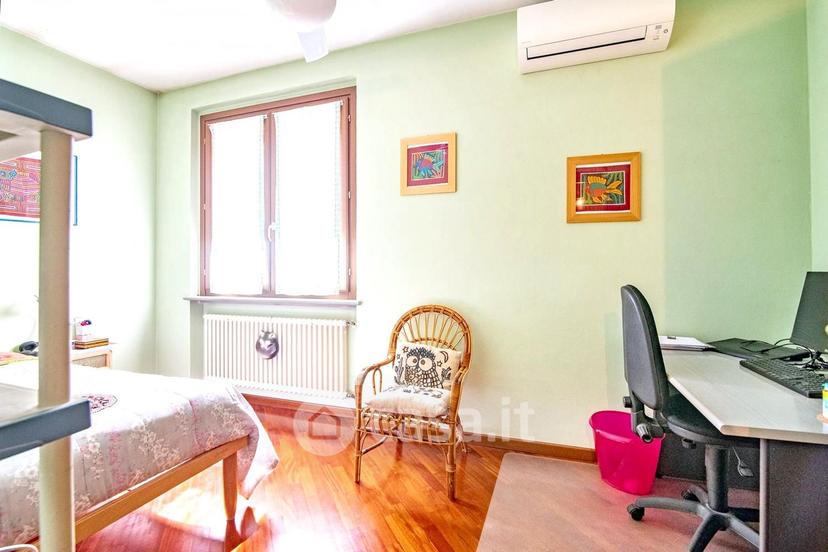 Villa in Via Fratelli Vigorelli — foto 39 di 54