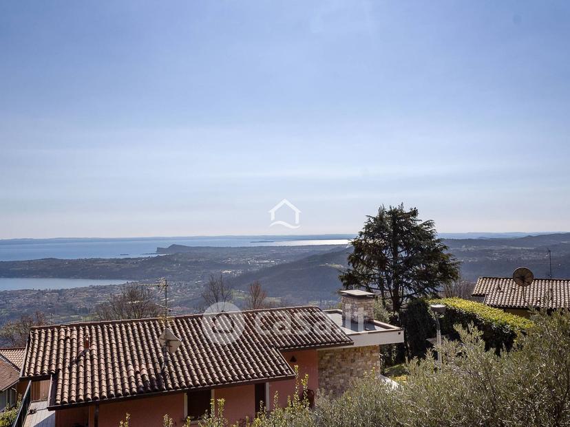Villa in Via Luigi Cocca — foto 25 di 29