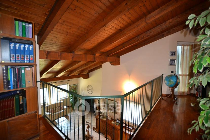 Villa in Via Roma 11 — foto 29 di 40