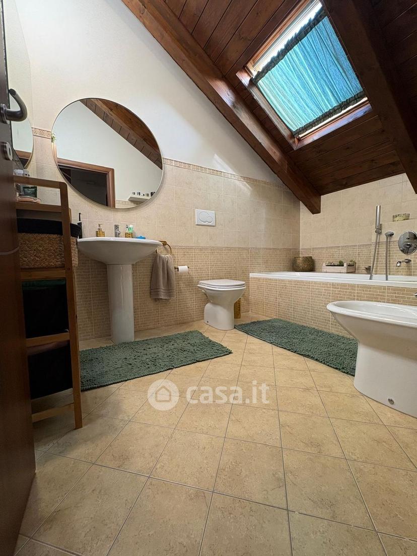 Villa in Viale Europa — foto 7 di 64