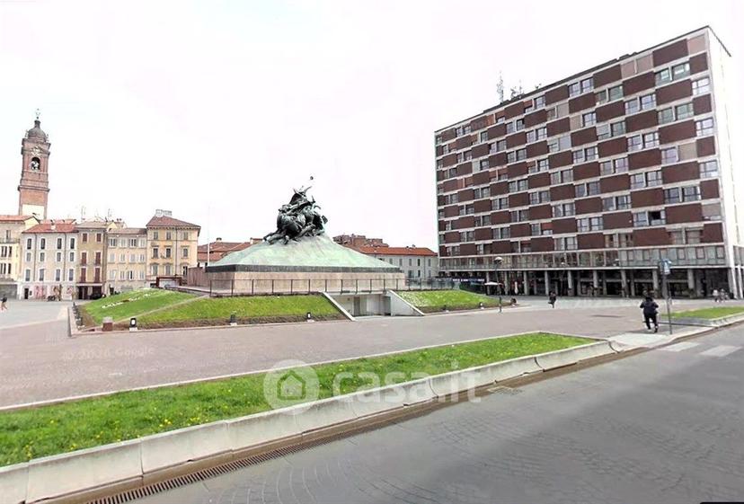 Trilocale in Via degli Zavattari 1 — foto 8 di 16