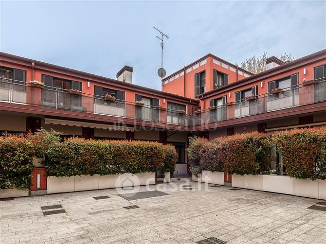 Trilocale in Via Lodovico Il Moro