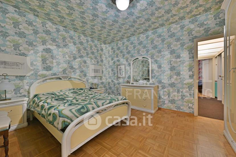 Appartamento in Viale Giosuè Carducci 11 — foto 24 di 40