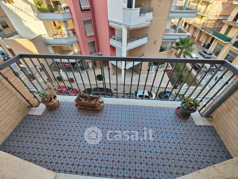 Appartamento in Via Parini 46 — foto 4 di 40