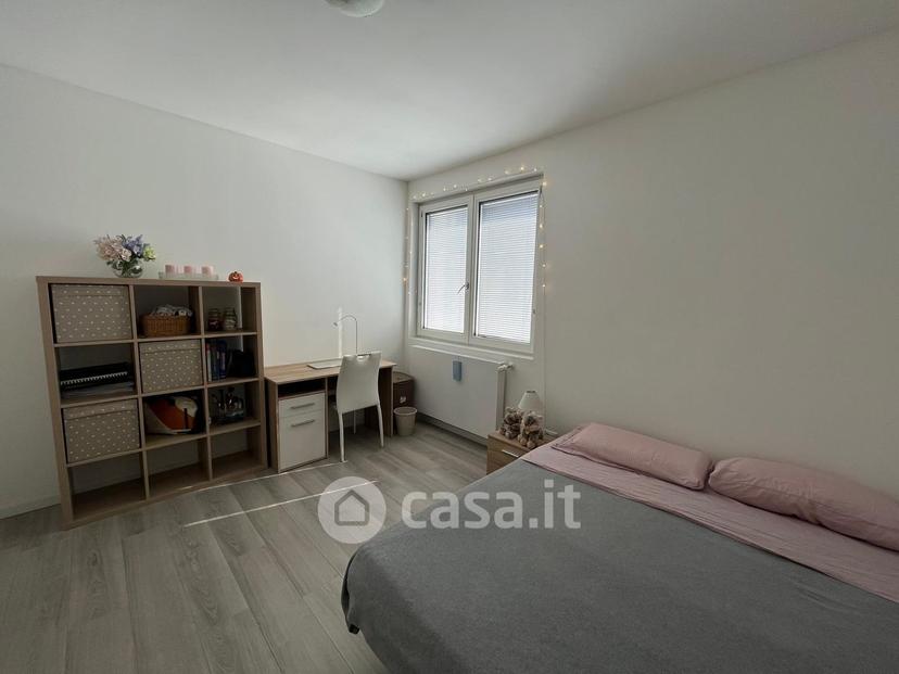 Stanza in Via Moggio 21 — foto 3 di 7