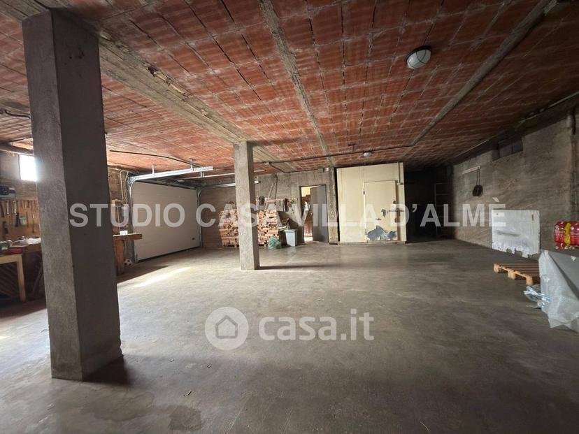 Quadrilocale in Via Madonna dei Campi — foto 12 di 46
