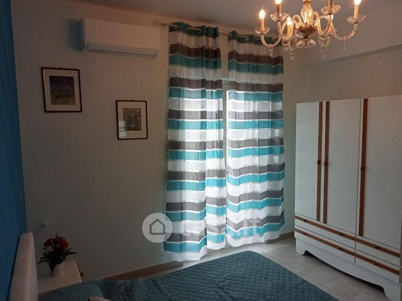 Trilocale in Via F. Cucinotti 2 — foto 3 di 22