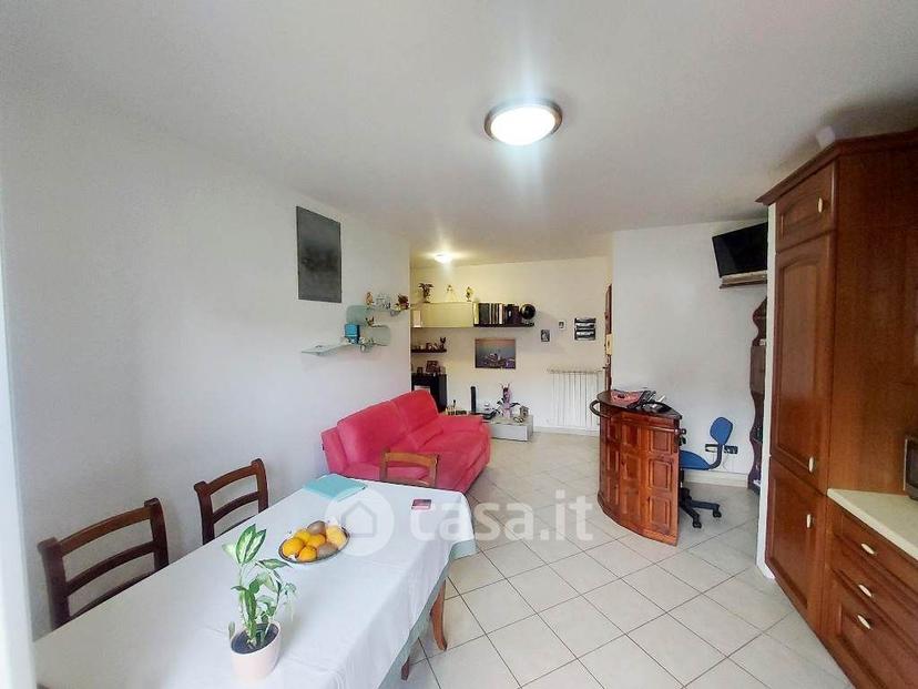 Trilocale in Via Provinciale 9 — foto 4 di 28