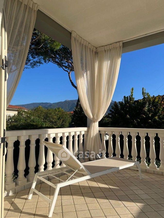 Villa in Via Giuseppe Viner — foto 25 di 36