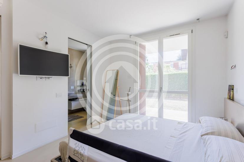 Trilocale in Via Oreno 32 /3 — foto 9 di 29