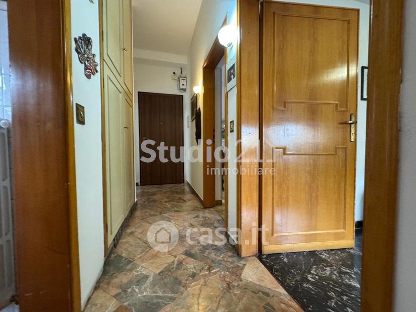 Quadrilocale in Via della Costituzione — foto 17 di 19