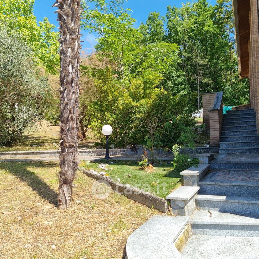 Villa in Via Alessandro Manzoni 32 — foto 45 di 63