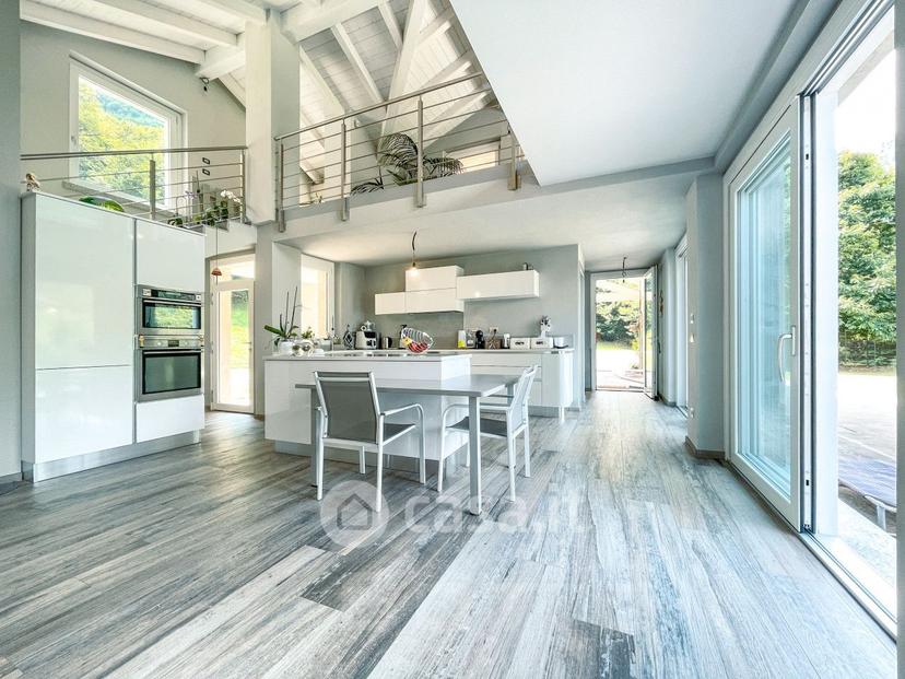 Villa in Via Ponte Bria — foto 10 di 49