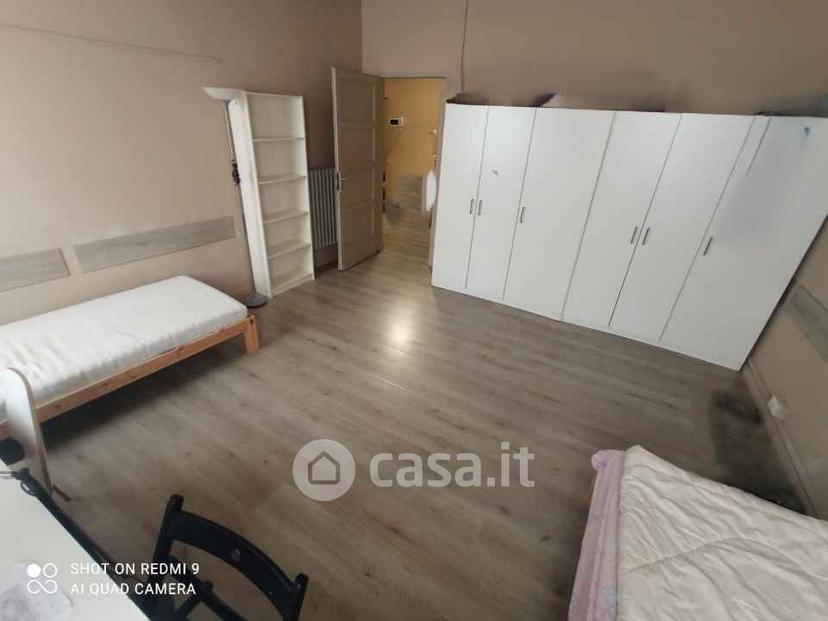 Stanza in Via Gaetano Previati 6 — foto 24 di 34