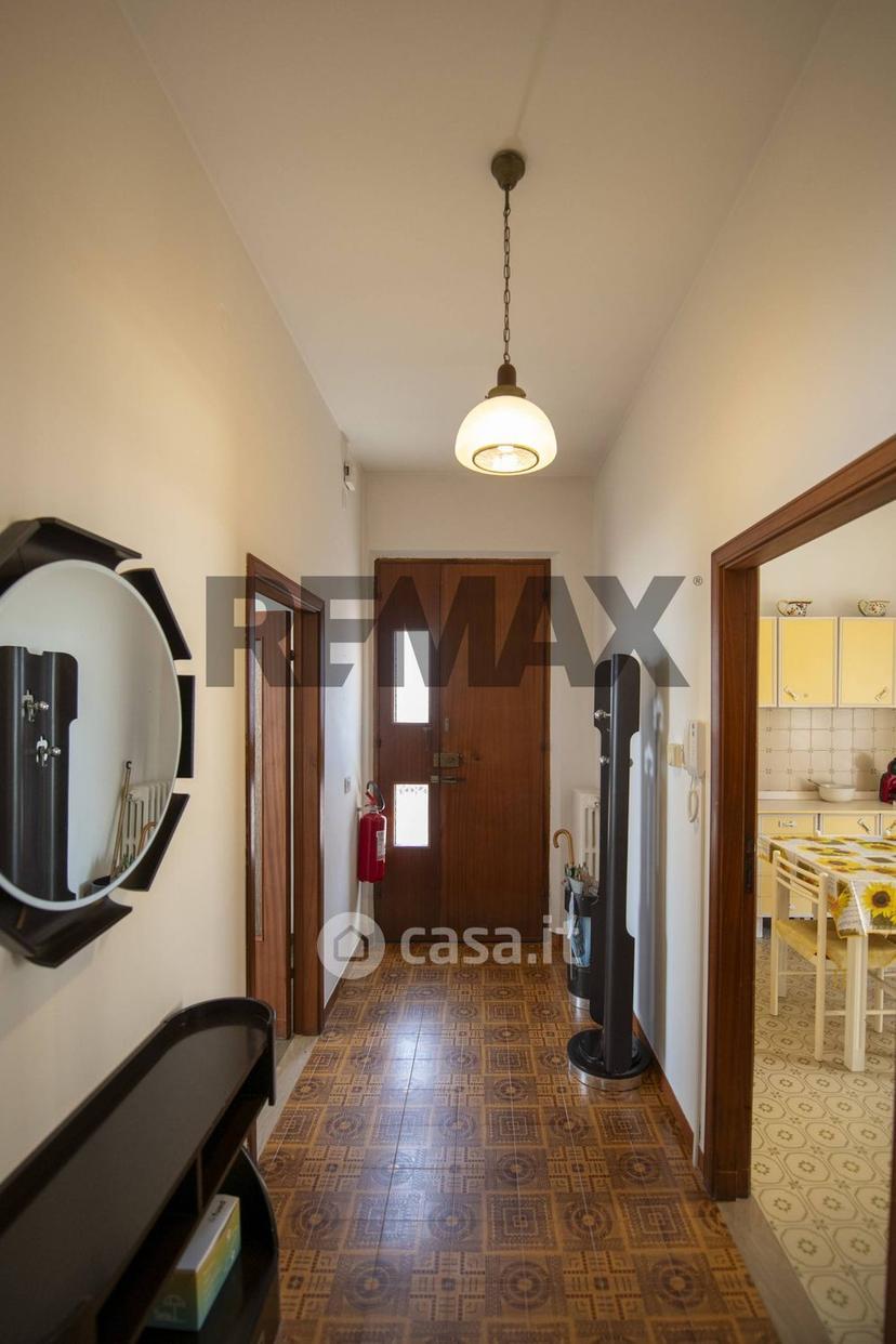 Appartamento in Via Foglia 4 — foto 18 di 41