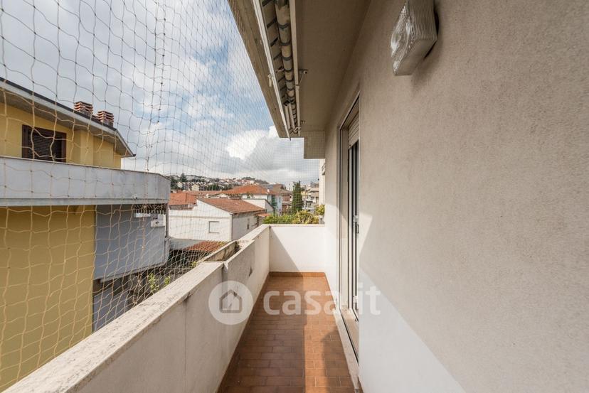 Quadrilocale in Via Monte Saraceno — foto 22 di 34