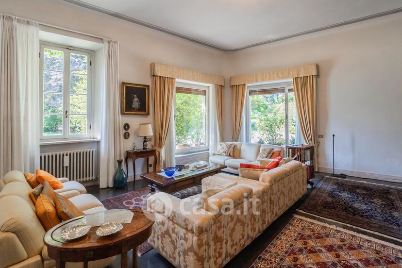 Villa in Piazza Leva 1 — foto 16 di 74