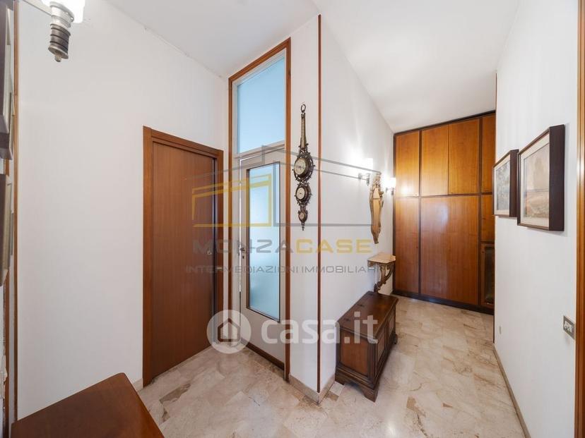 Trilocale in Viale Campania 56 — foto 6 di 35