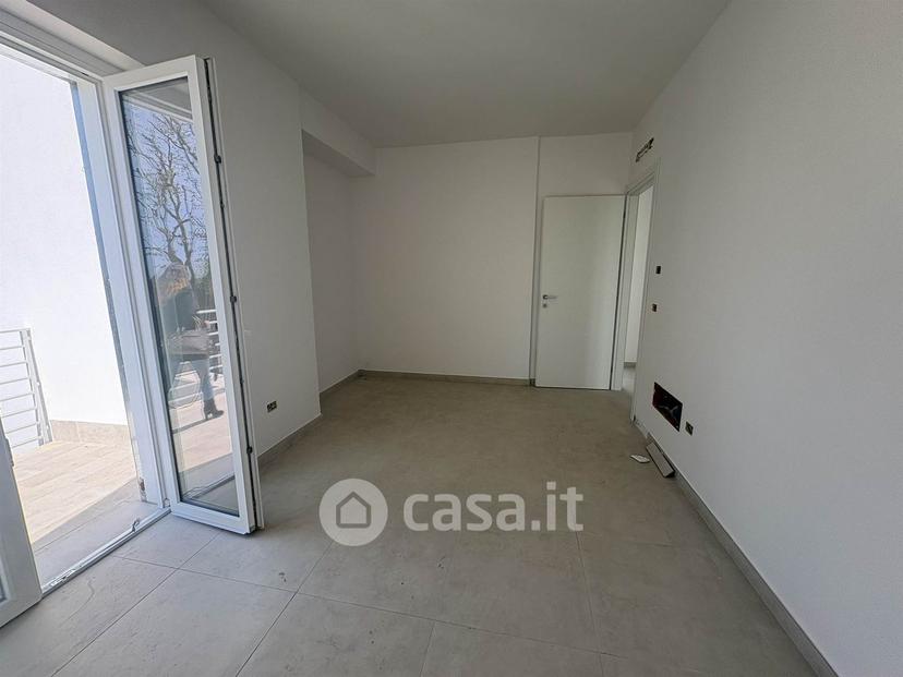 Villa in Via Maria Grazia — foto 33 di 36