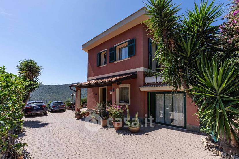 Villa in Via San Bernardo 5 — foto 34 di 47