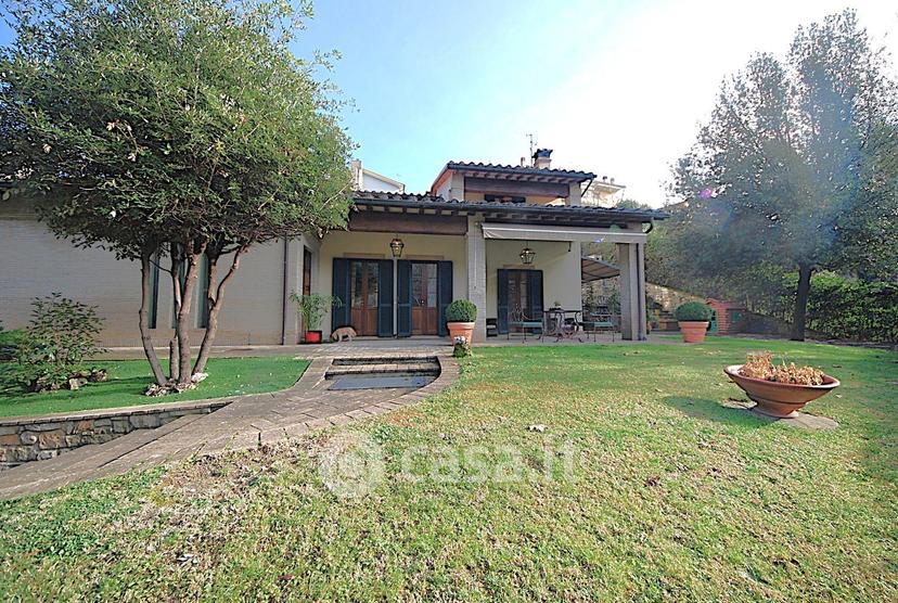 Villa in Viale dei Pini — foto 30 di 80