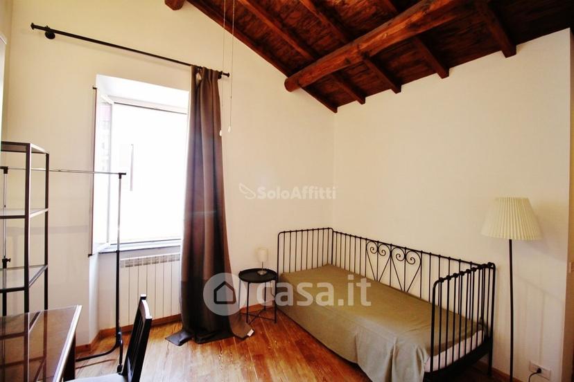 Quadrilocale in Via dei Sulpici 29 — foto 10 di 21