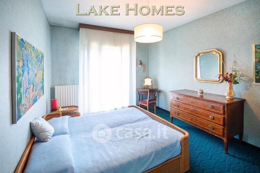 Villa in Via Per Lesa 19 — foto 35 di 39