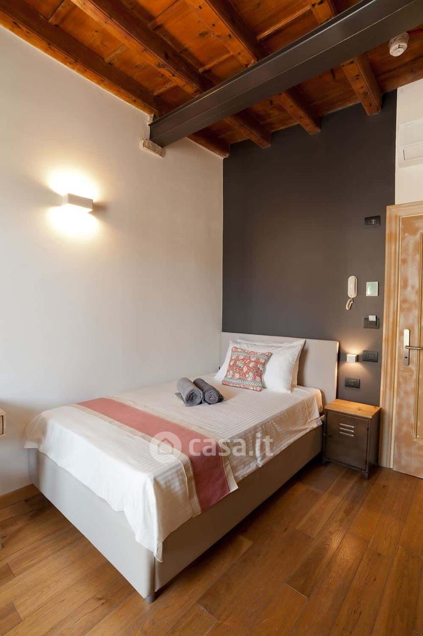 Stanza in Via San Rocchino 90 — foto 13 di 20