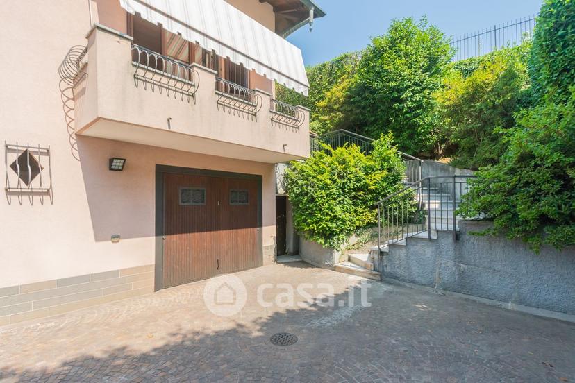 Villa in Via Gianni Rodari 69 — foto 64 di 73
