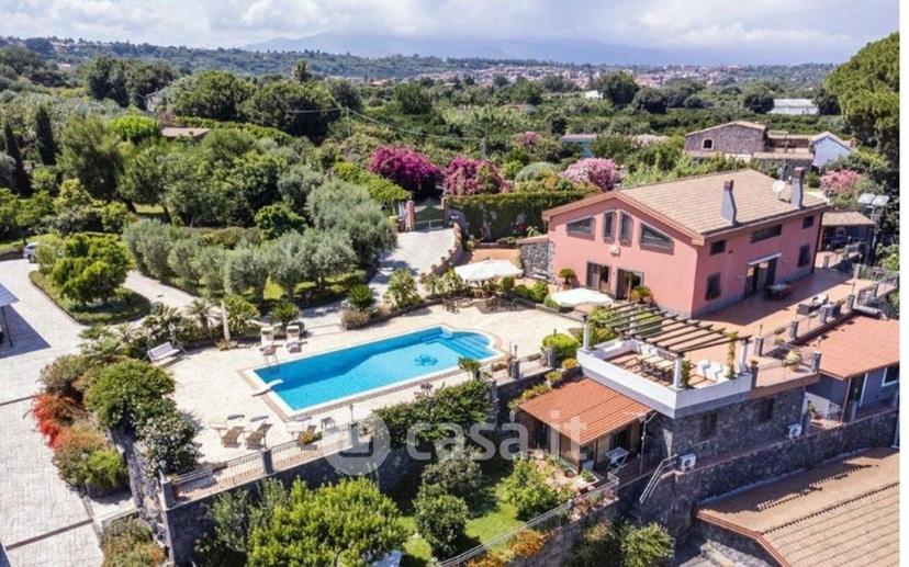 Villa in Via Brinzio 20 — foto 13 di 36