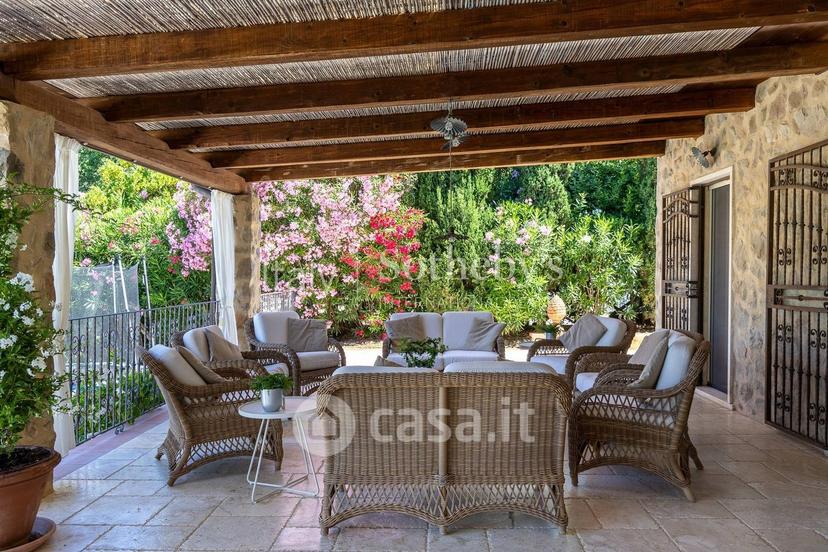 Villa in Via dello Scoiattolo — foto 33 di 34