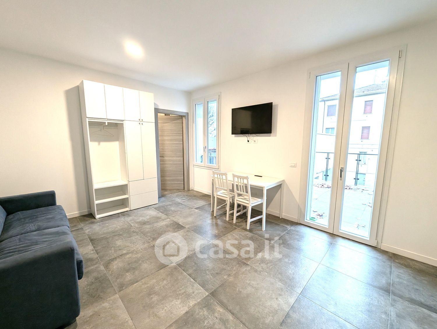 Monolocale in Viale Vezzoni
