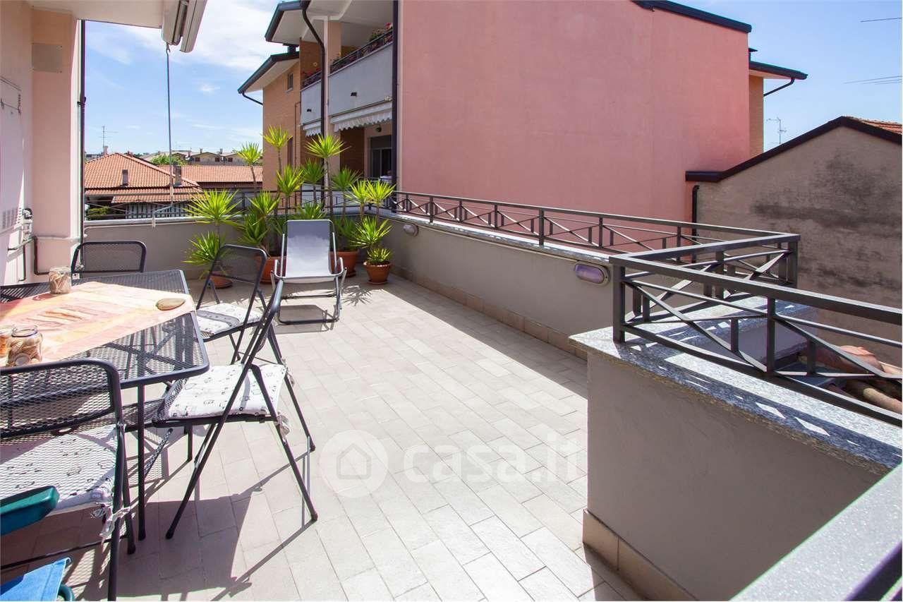 Trilocale in Via Torquato Tasso 17