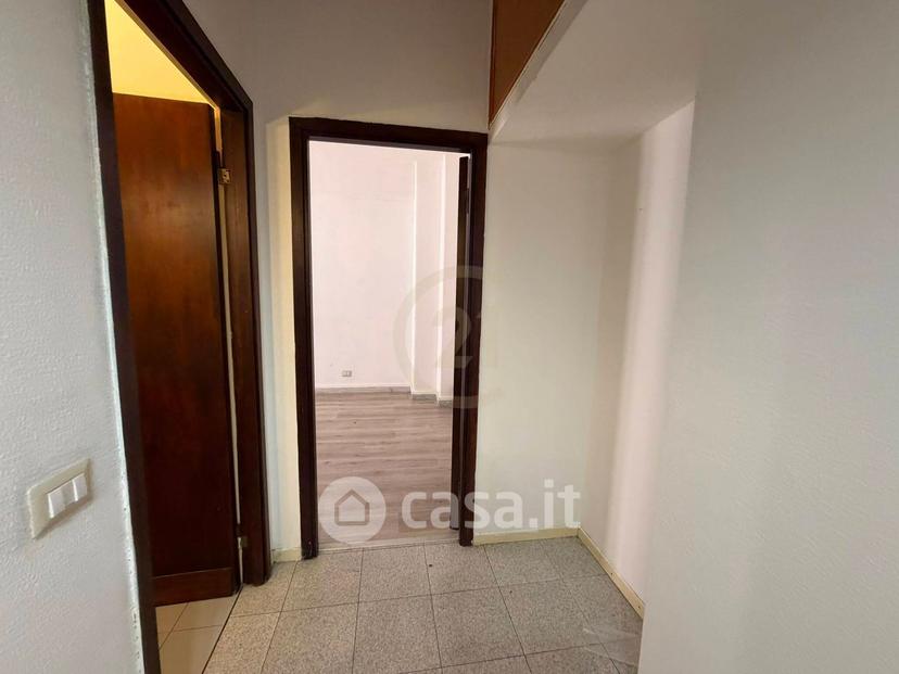 Trilocale in Viale Alcide de Gasperi