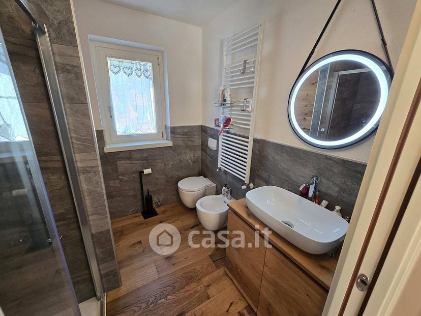 Trilocale in Via Adamello 34 — foto 34 di 39