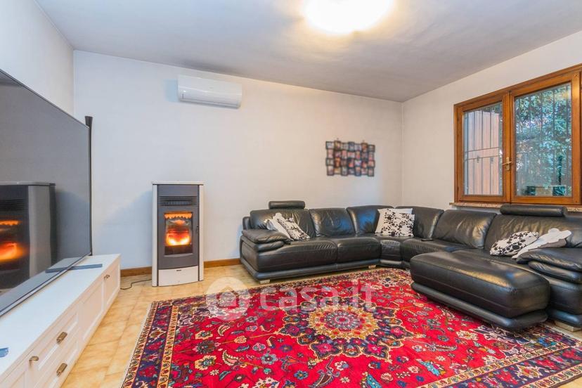 Villa in Via Cavour 24 — foto 5 di 33