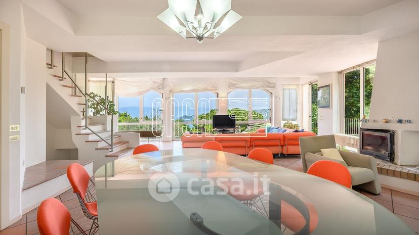 Villa in Via Carbognano 3 ° Traversa — foto 19 di 60